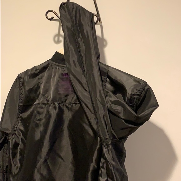 Urban Decay Bomber Jacket Beauty with an Edge - Picture 12 of 16